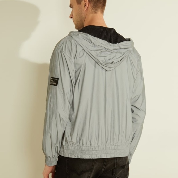 New GUESS Reflective Nylon Jacket SZ M - Picture 3 of 4